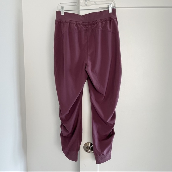 Athleta Volcano Violet Attitude Ruched Jogger Pant - Picture 5 of 6